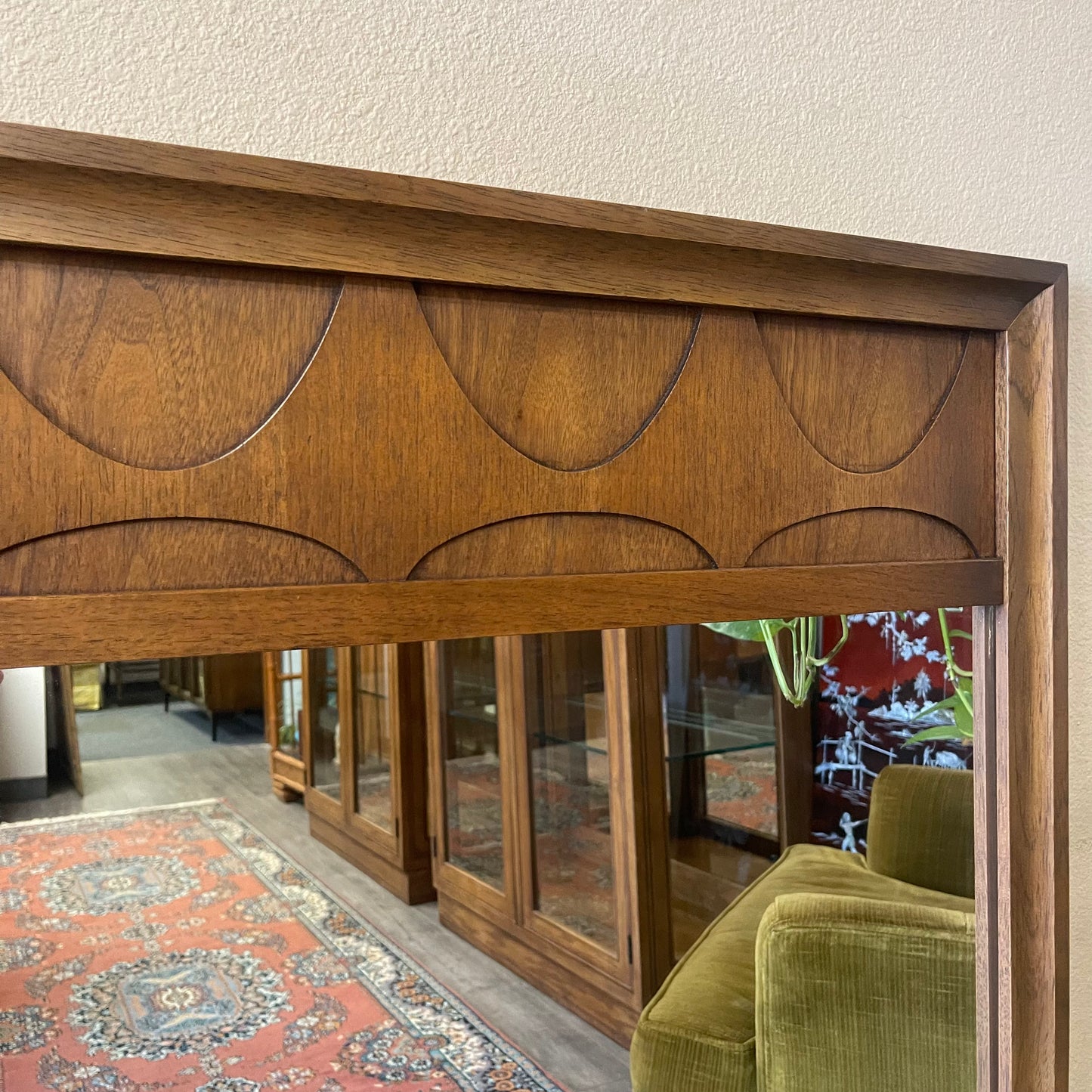 Broyhill Brasilia Landscape Mirror