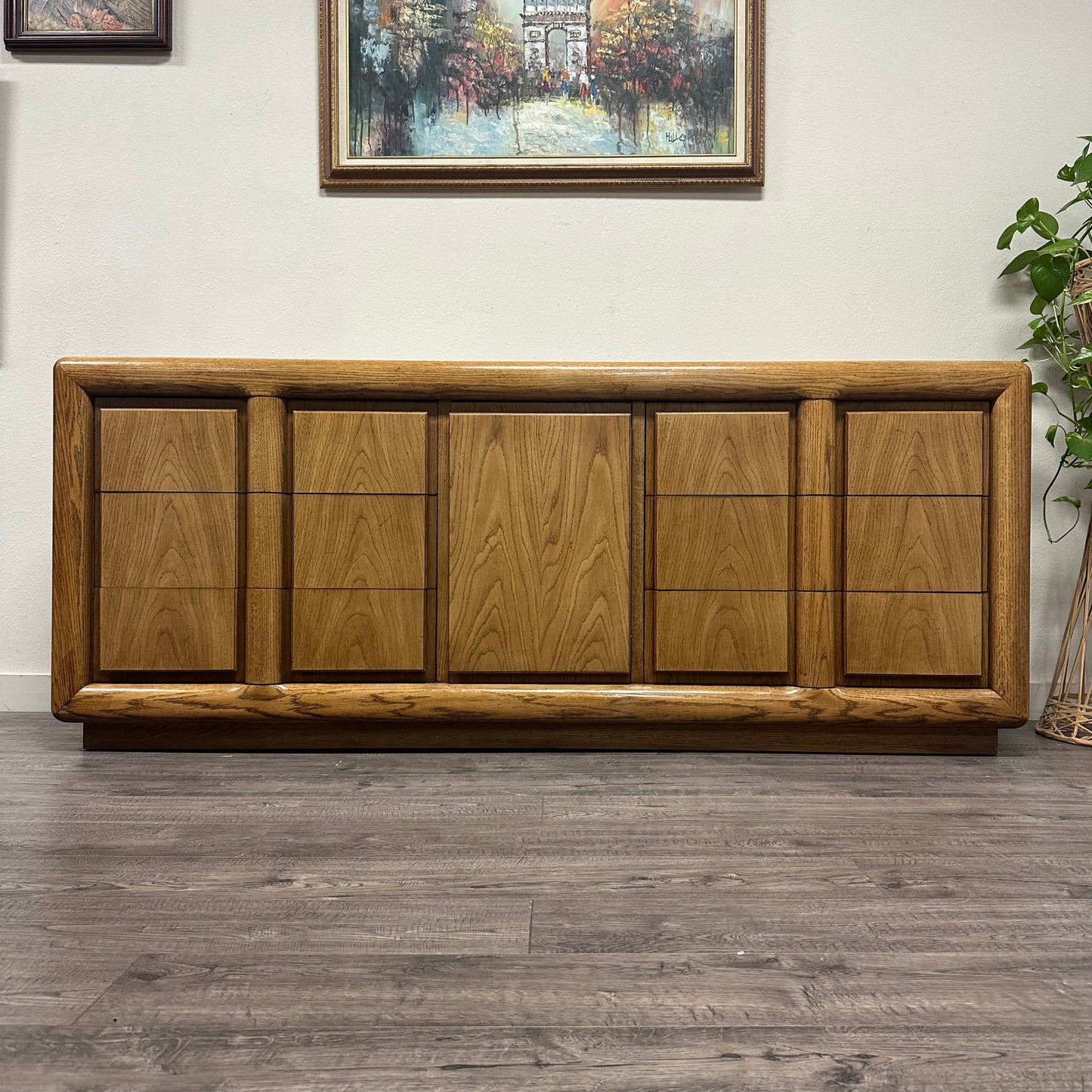 Vintage 9 Drawer Dresser, By Thomasville