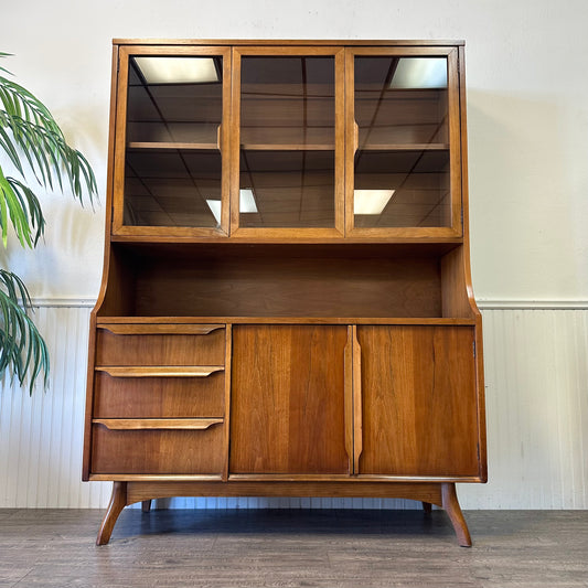 Mid Century 1-Piece Hutch By Kroehler