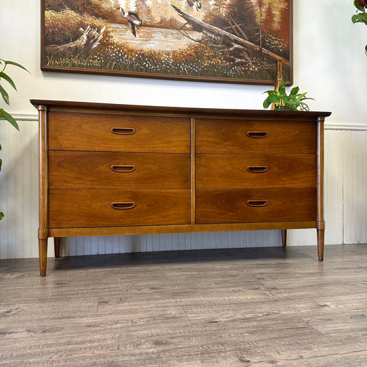 Mid Century 6 Drawer Dresser By Lane