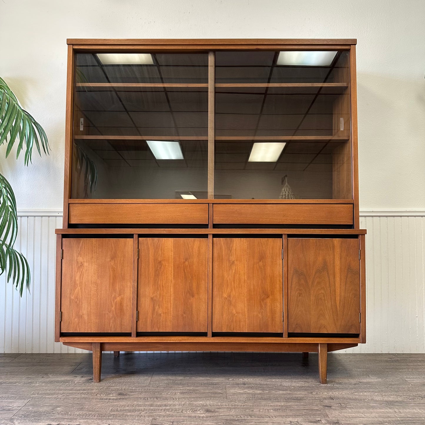 Mid Century Modern Hutch By Stanley