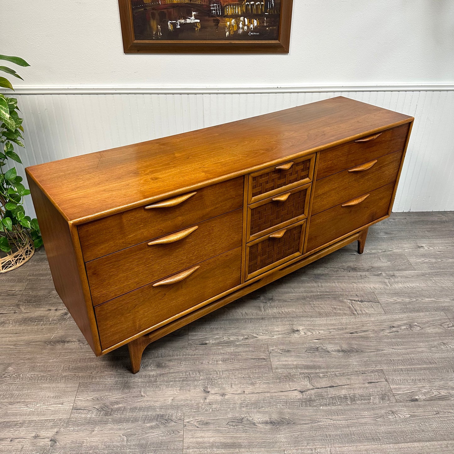 Mid Century Modern 9 Drawer Dresser By Lane Perception