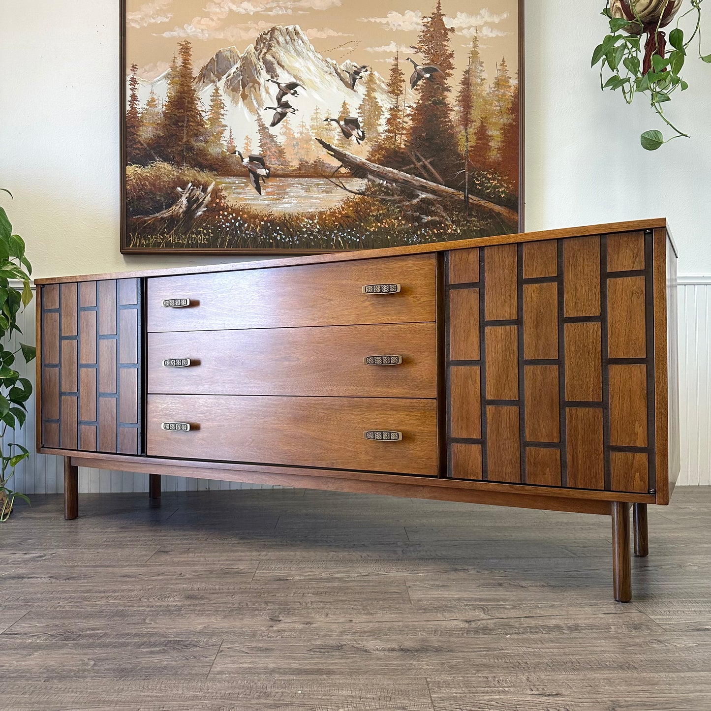 Mid Century Long 7 Drawer Dresser & Mirrors By Bassett