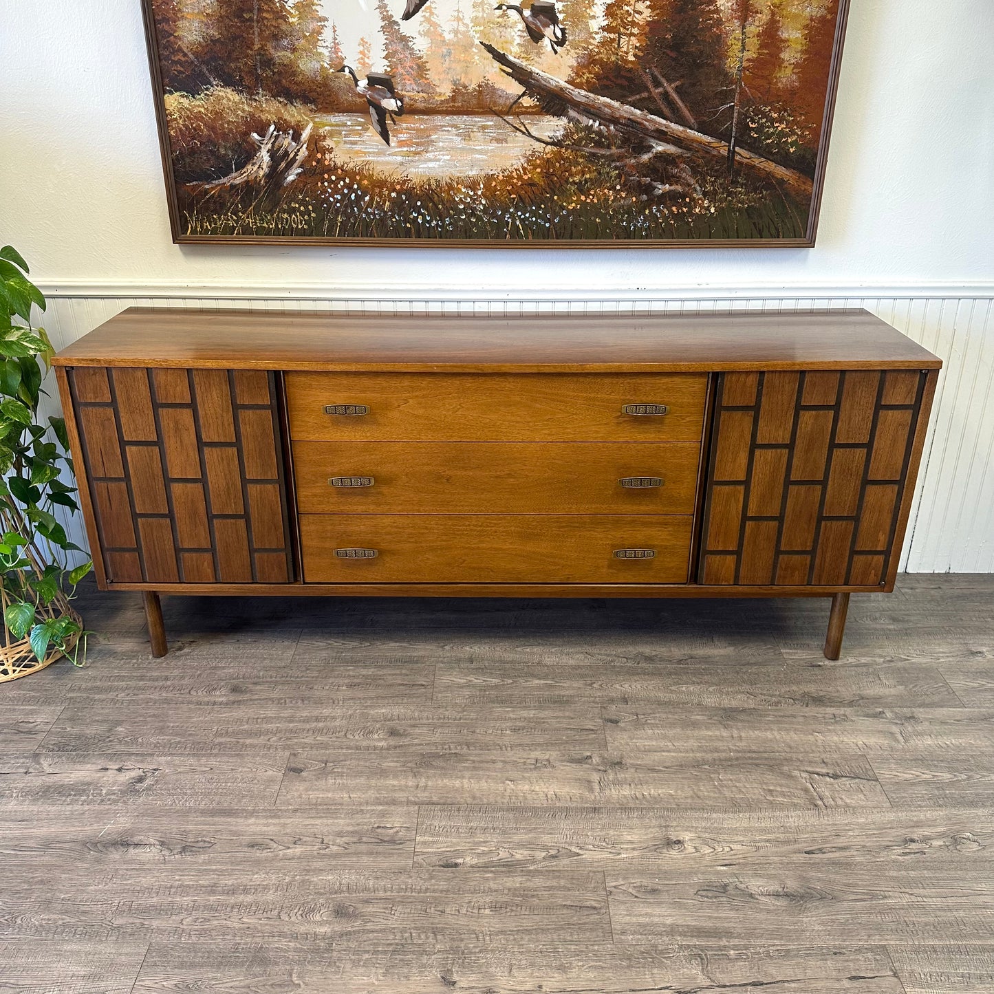 Mid Century Long 7 Drawer Dresser & Mirrors By Bassett