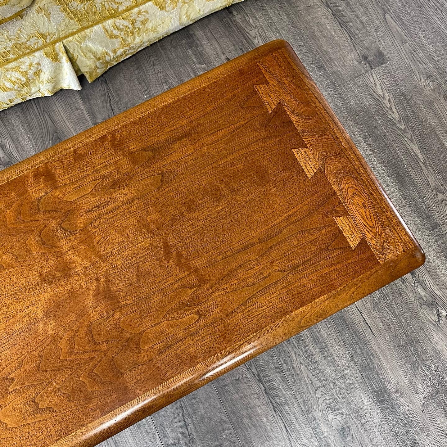 Mid Century Modern Coffee Table By Lane Acclaim