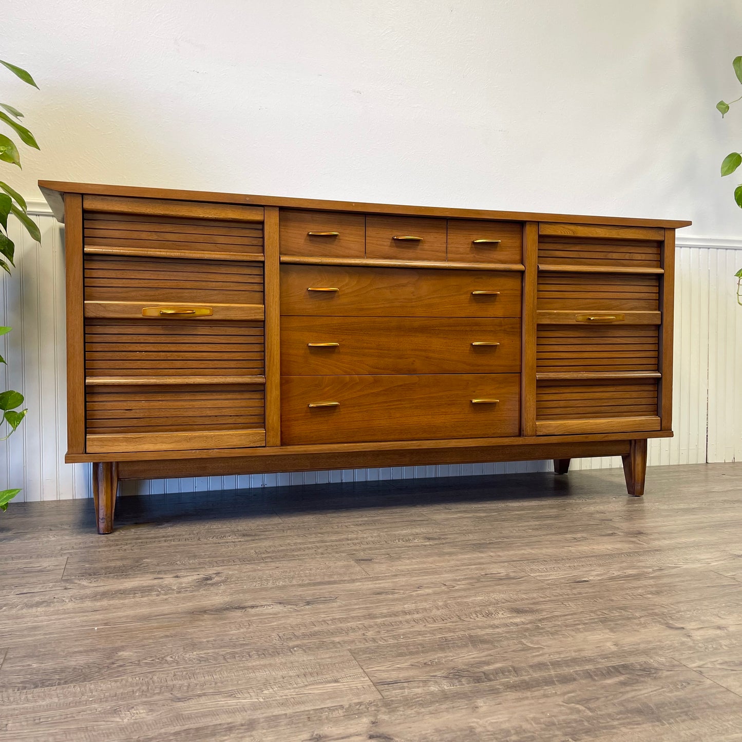 Mid Century 9 Drawer Dresser By Dixie