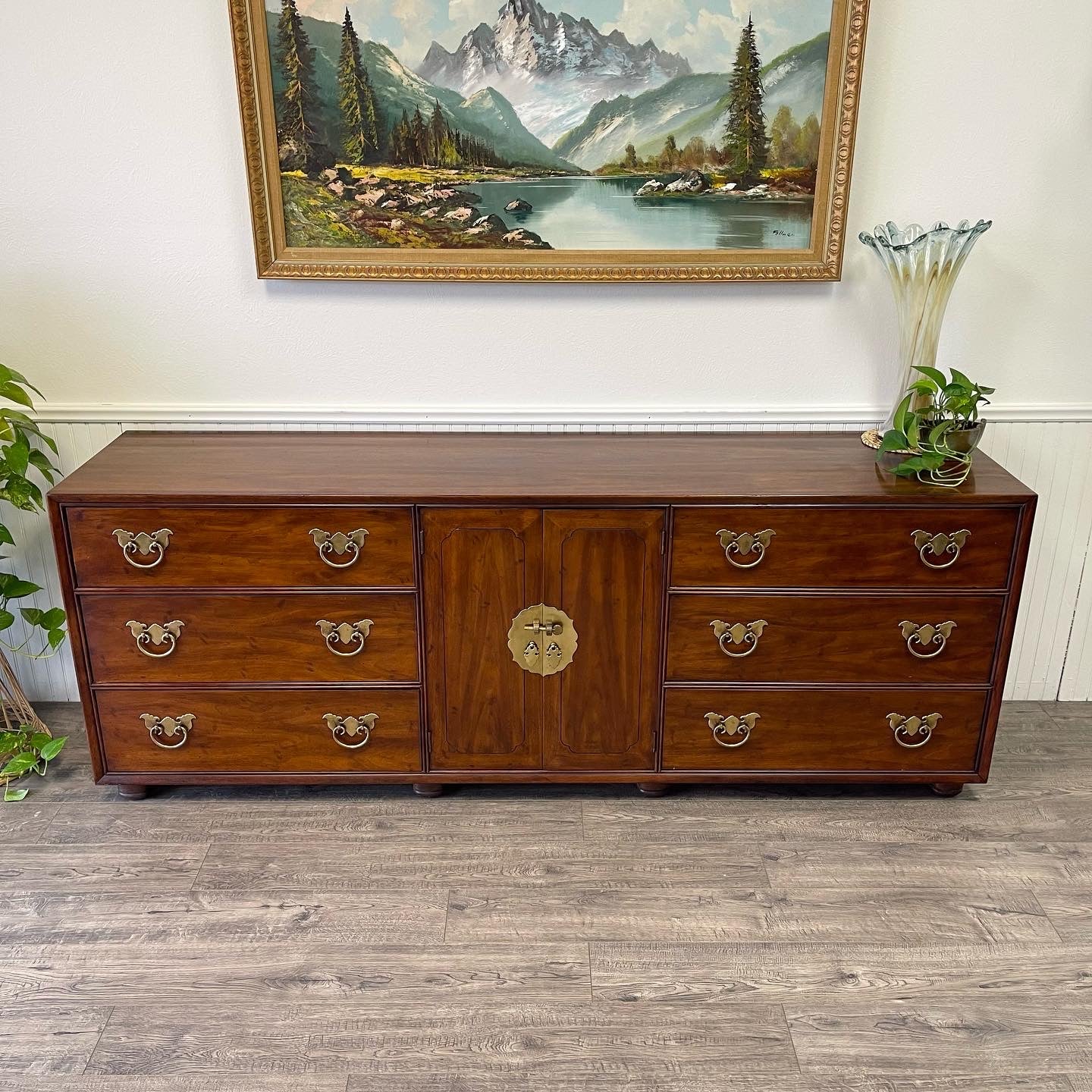 Vintage 9 Drawer Dresser By Henredon