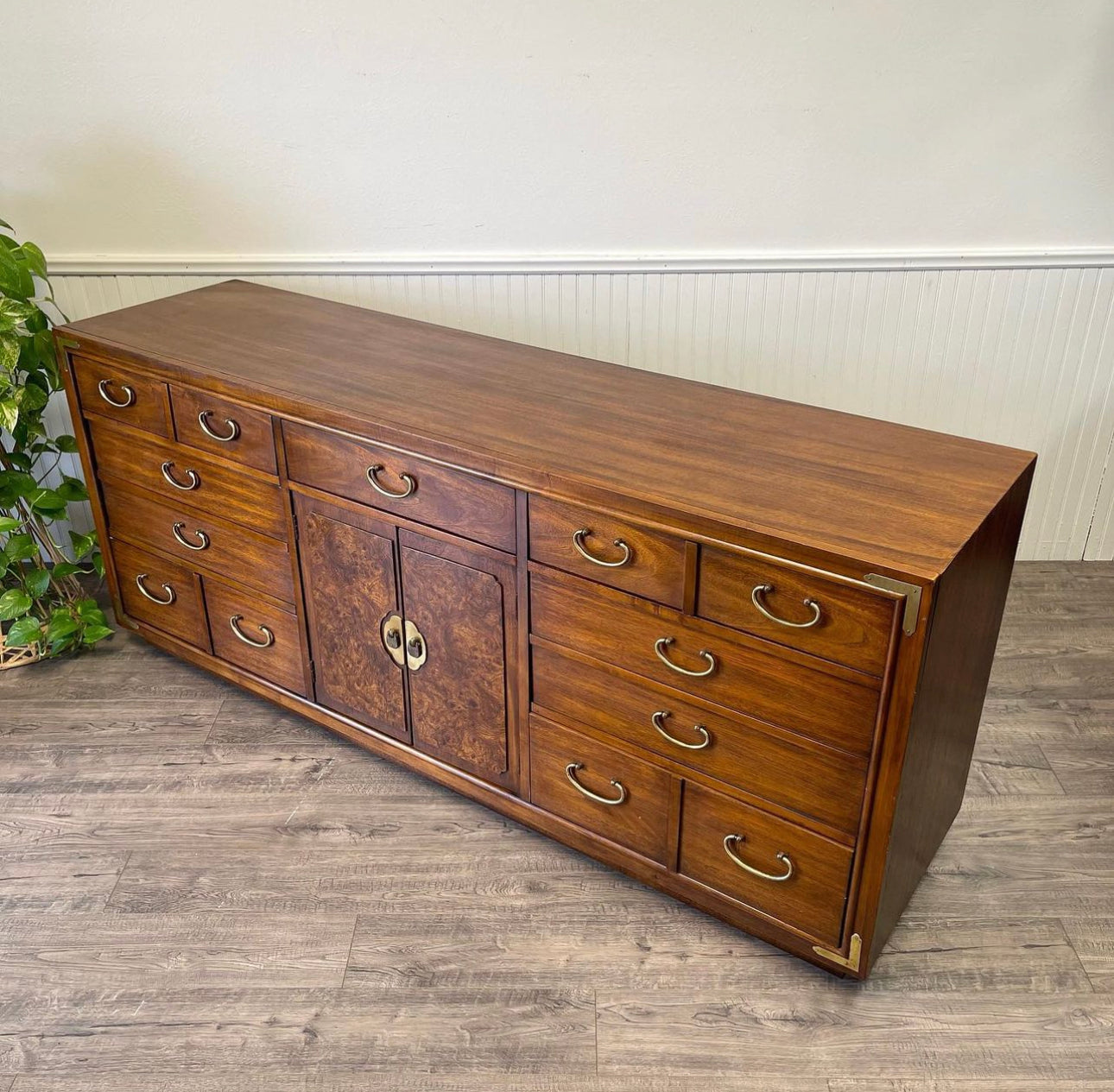 Vintage 9 Drawer Dresser & Mirror Pair Set, By Thomasville