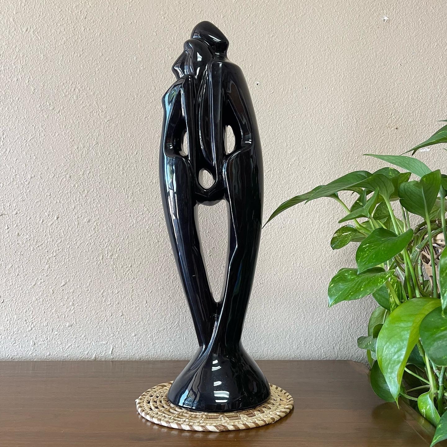 Vintage Royal Haeger Man & Women Lovers Sculpture