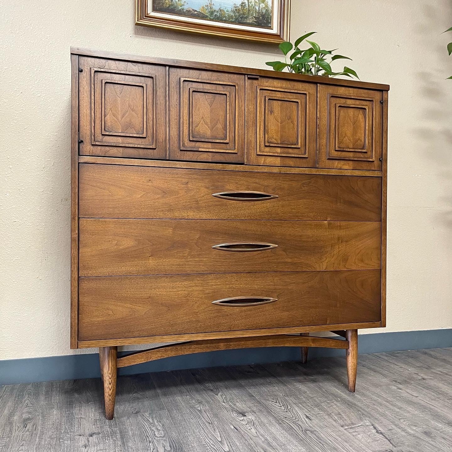 Mid Century Broyhill Sculptra Chest/Tallboy