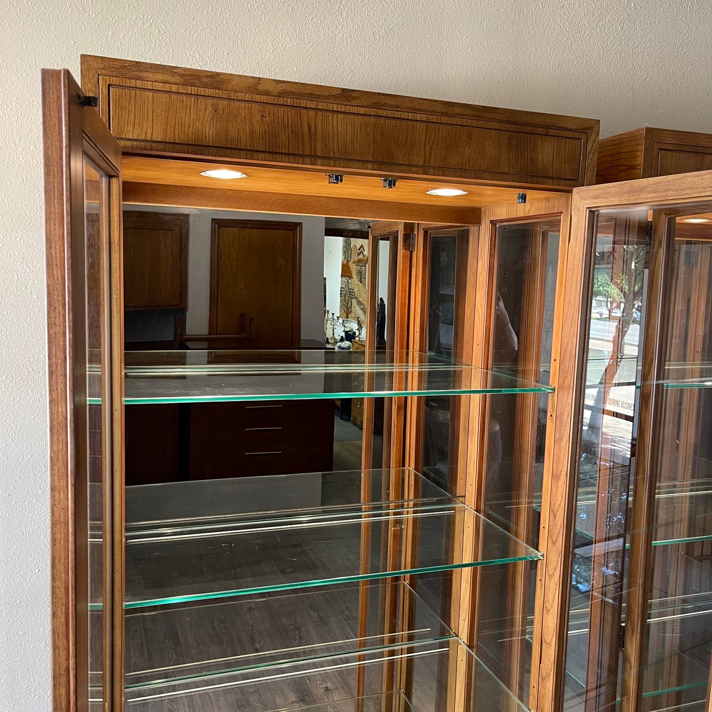 Henredon Vintage Lighted Display Cases