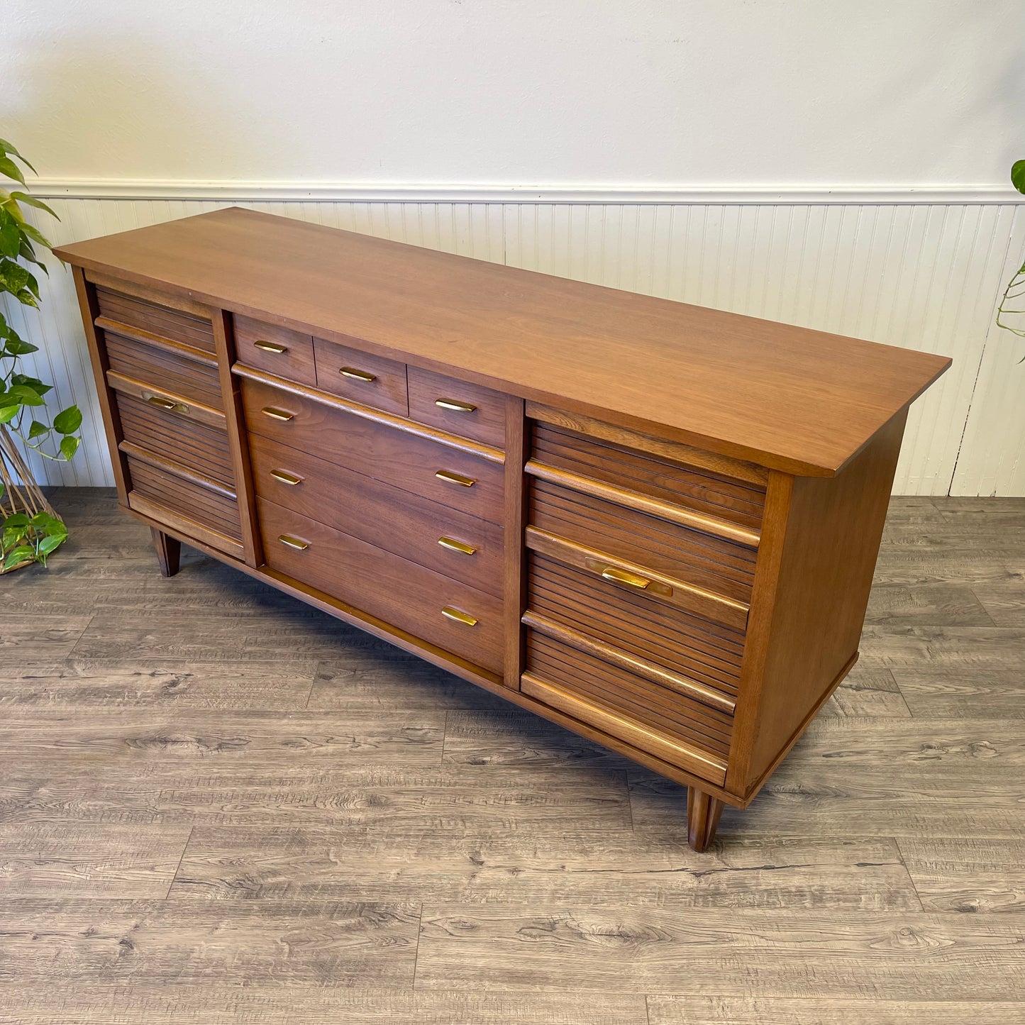 Mid Century 9 Drawer Dresser By Dixie